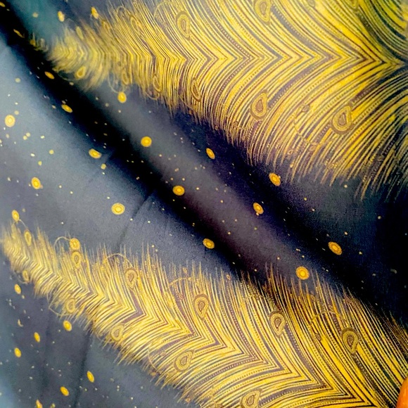 Beautiful harem pants never worn. - Picture 2 of 3